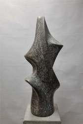 https://www.sepppfiffner.ch/files/gimgs/th-5_1990 Kalkstein 55_5 cm.jpg
